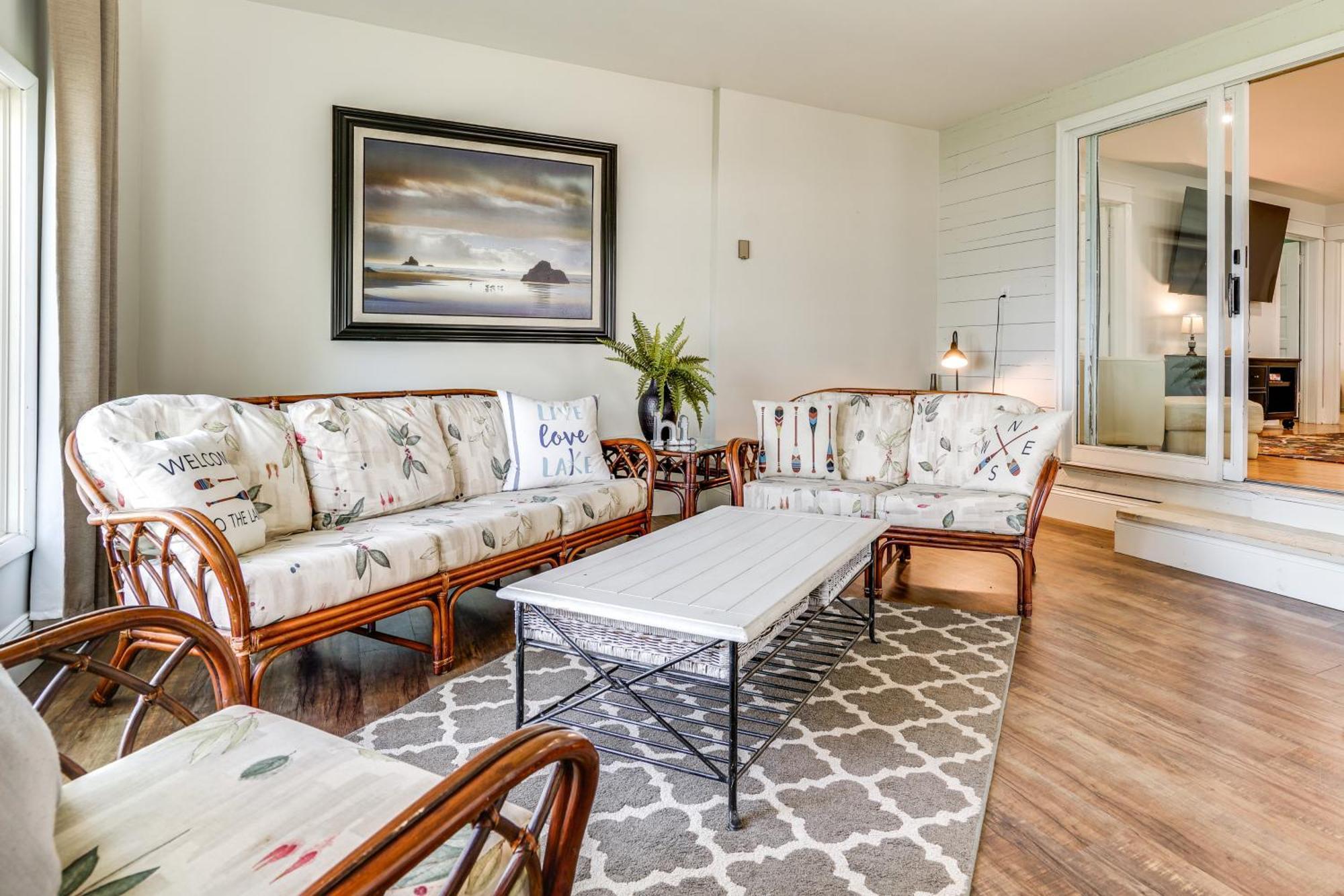 Lakeside Litchfield Home With Patio And Gas Grill! المظهر الخارجي الصورة