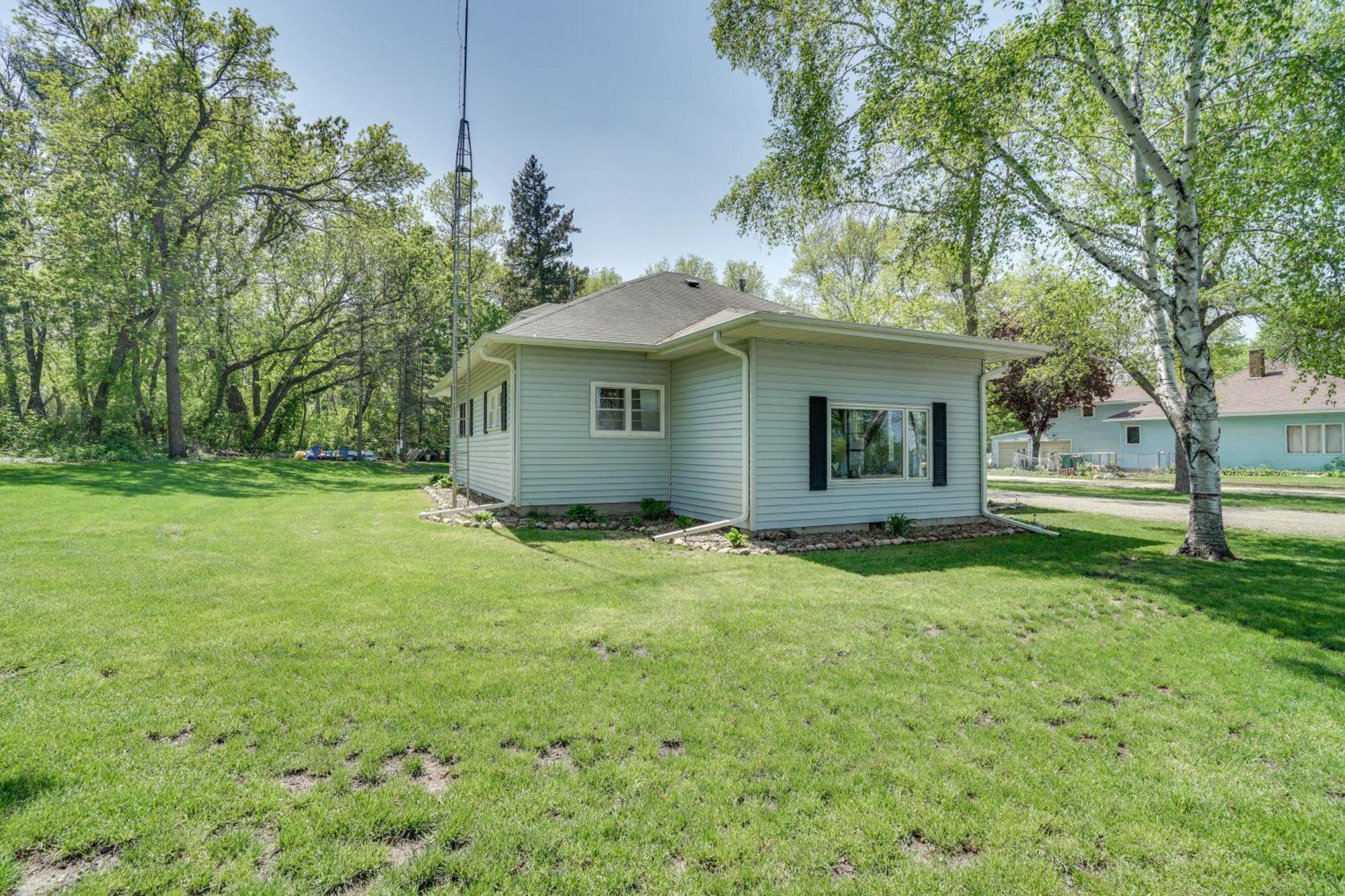Lakeside Litchfield Home With Patio And Gas Grill! المظهر الخارجي الصورة